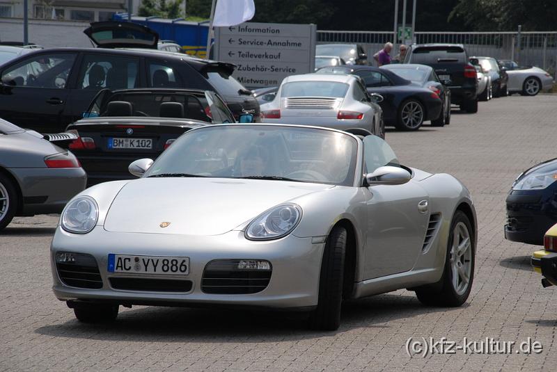 Porsche Zentrum Aachen 8575.JPG